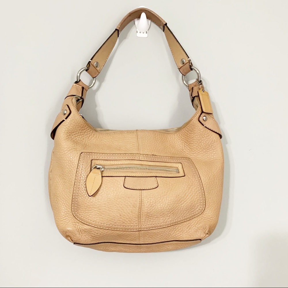 Coach leather shoulder bag